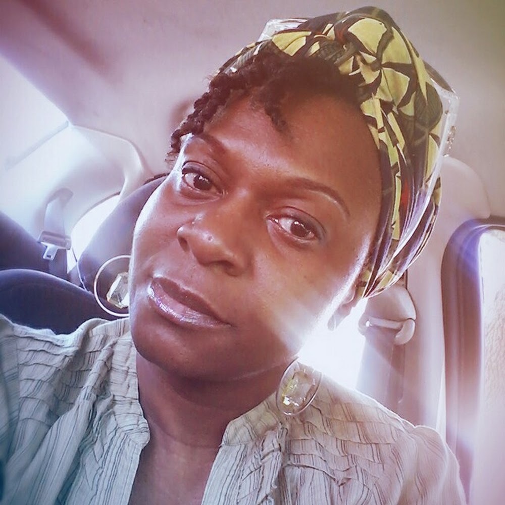Meet your Posher, Morayo